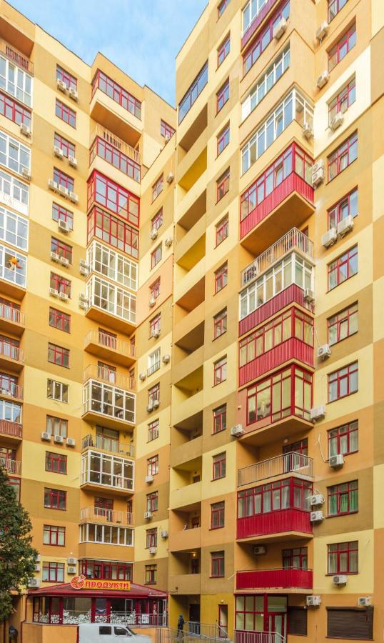 Квартира По Улице Коновальца, 36-Э Kiev Dış mekan fotoğraf