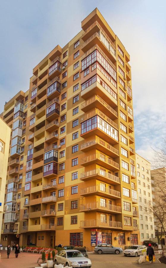 Квартира По Улице Коновальца, 36-Э Kiev Dış mekan fotoğraf